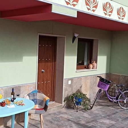 Apartamentos Turisticos Las 3 Golondrinas เปญาเฟียล ภายนอก รูปภาพ