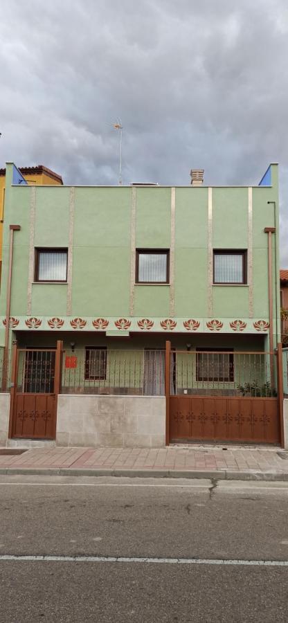 Apartamentos Turisticos Las 3 Golondrinas เปญาเฟียล ภายนอก รูปภาพ