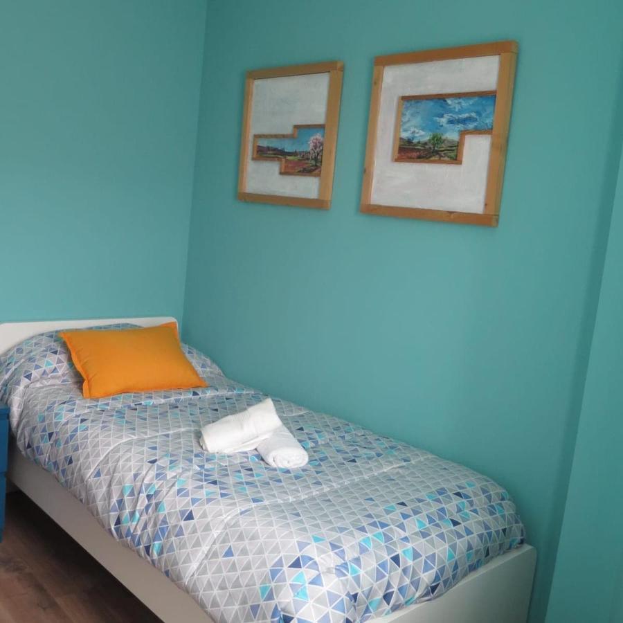 Apartamentos Turisticos Las 3 Golondrinas เปญาเฟียล ภายนอก รูปภาพ