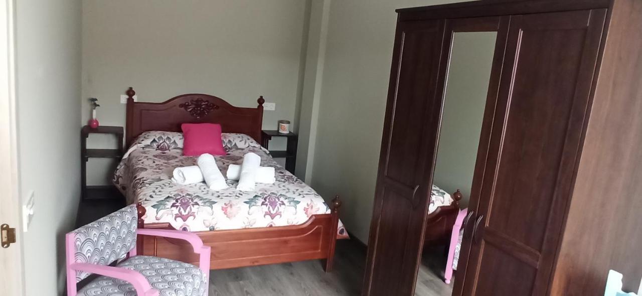 Apartamentos Turisticos Las 3 Golondrinas เปญาเฟียล ภายนอก รูปภาพ